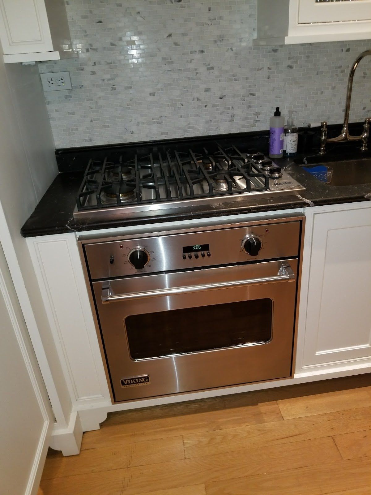 Viking oven and cooktop